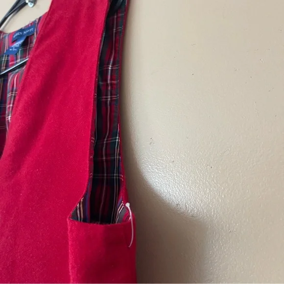 Karen Scott Vibrant Red Checkered Penguin Vest new without tags size large - Picture 3 of 7